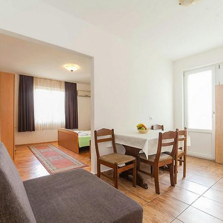 Hana Accommodation Свети-Стефан Номер фото