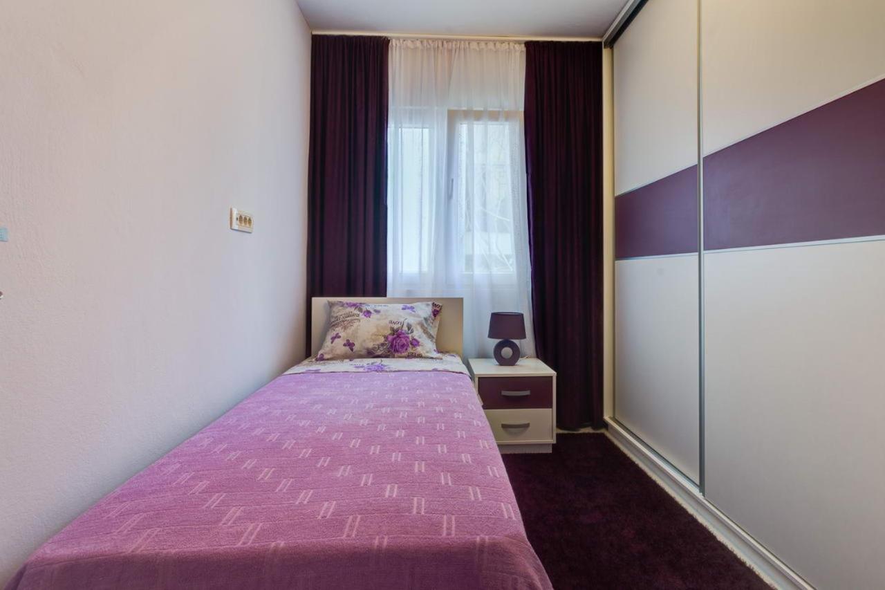 Hana Accommodation Свети-Стефан Экстерьер фото